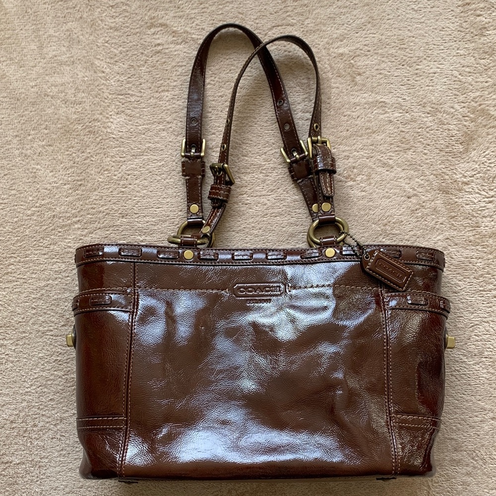 Vintage Coach Brown Patent Leather Shoulder Bag COACH Tote F0773-11500